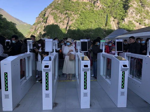 五一假期九寨溝游客數(shù)量穩(wěn)步上升，景區(qū)管理有序保障游覽體驗